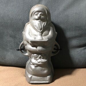 Vintage 2pc 1940s Griswold Mfg Co? Santa Cake Cast Iron Mold EXCELLENT